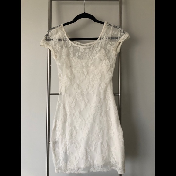 NEW Hollister Lace mini dress - Picture 1 of 4